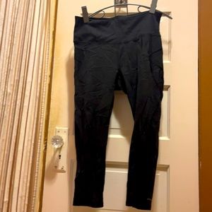 Athleta stealth capris